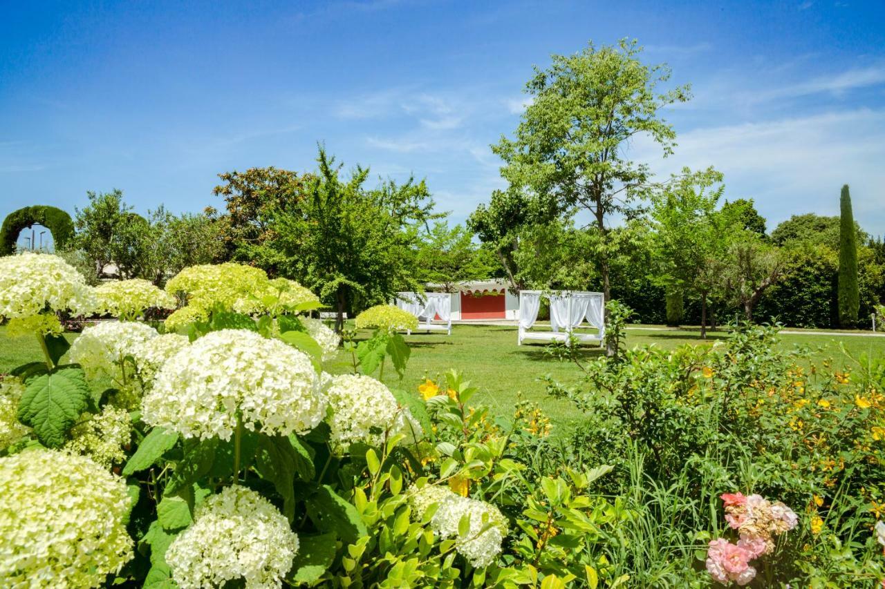 Villa Garuti Village ปาเดงเก ซุล การ์ดา ภายนอก รูปภาพ
