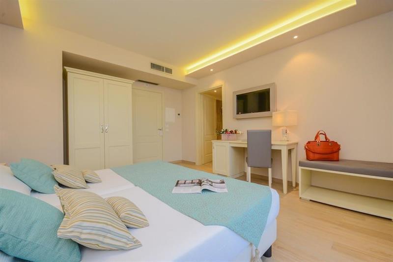 Villa Garuti Village ปาเดงเก ซุล การ์ดา ภายนอก รูปภาพ